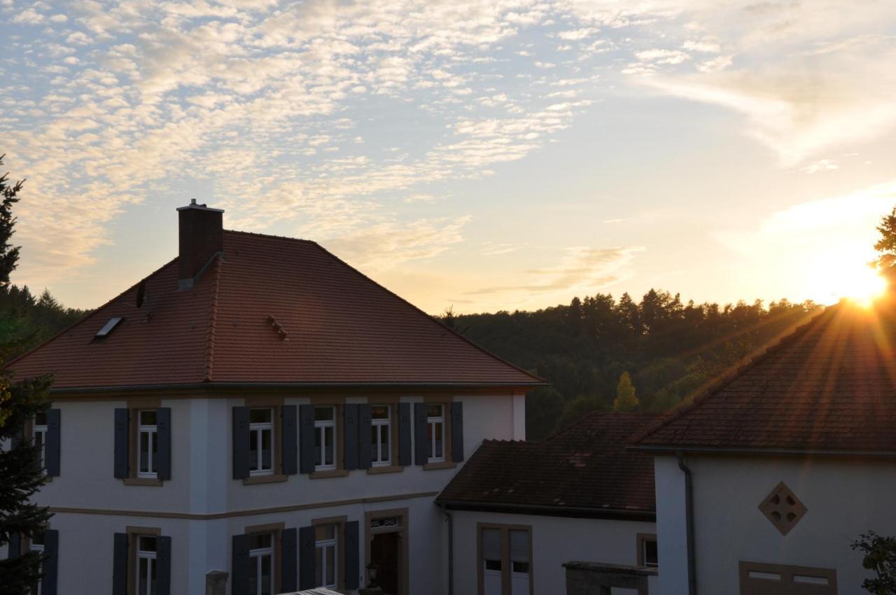 Ferienwohnung Altes Pfarrhaus Bargen Екстер'єр фото