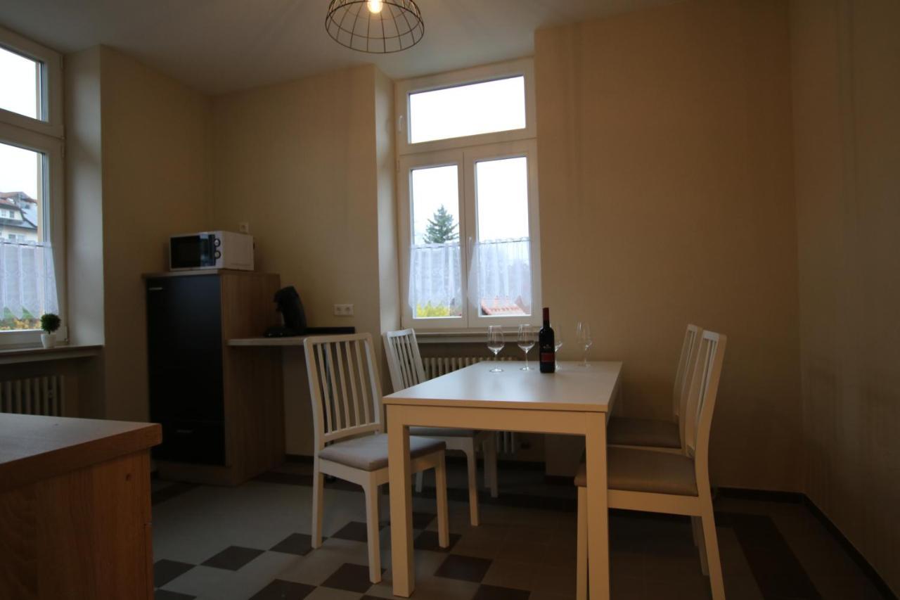 Ferienwohnung Altes Pfarrhaus Bargen Екстер'єр фото