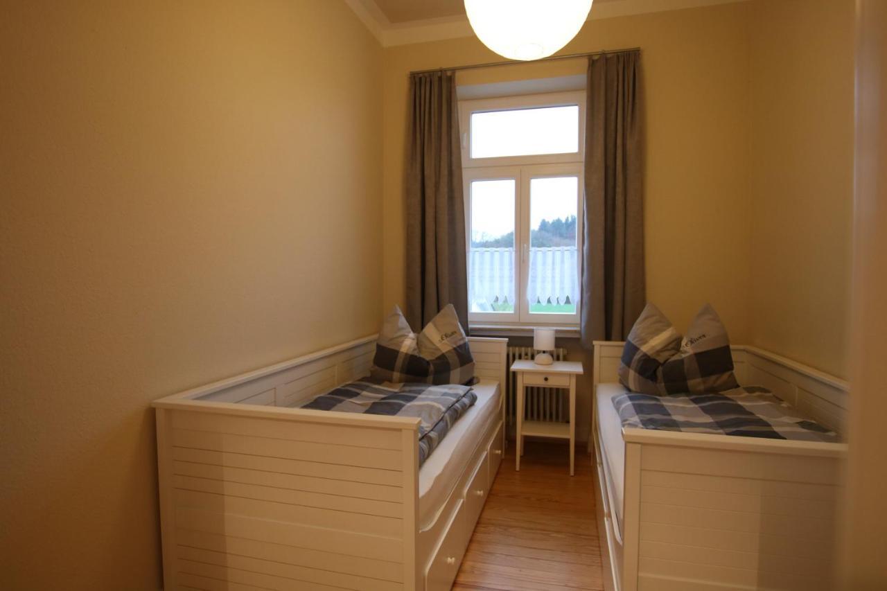Ferienwohnung Altes Pfarrhaus Bargen Екстер'єр фото